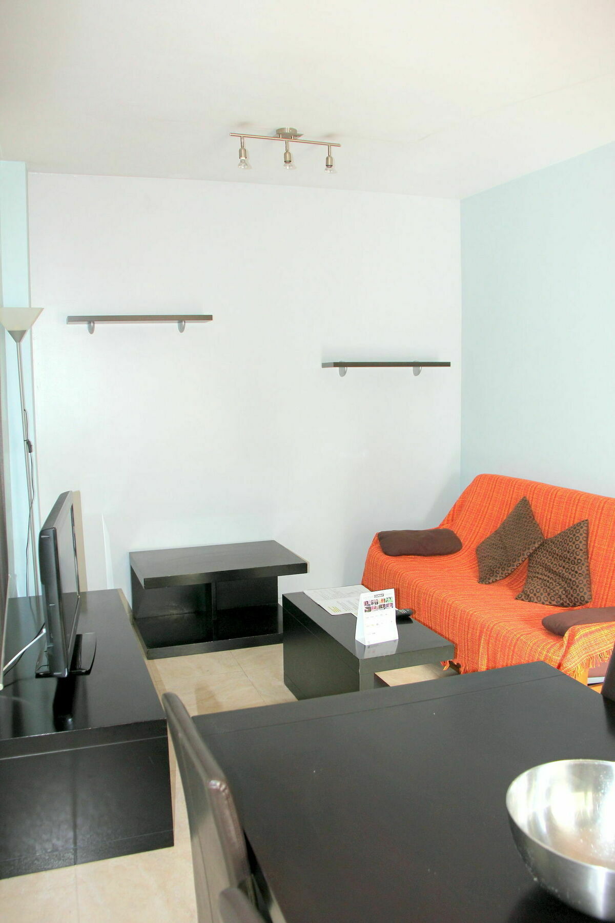 Apartamentos Caru Castelldefels Luaran gambar